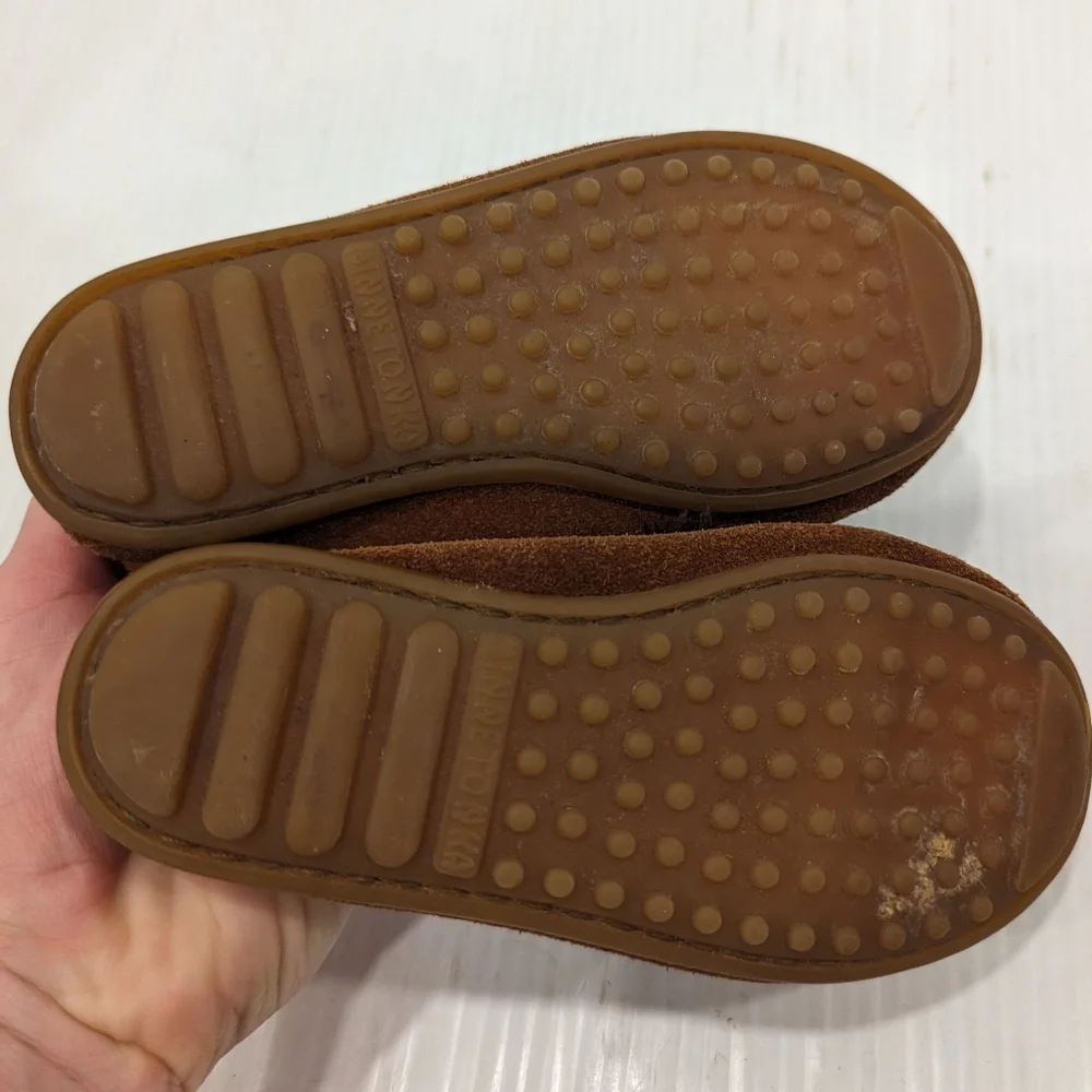 MINNETONKA kids beaded brown leather moccasins size 10